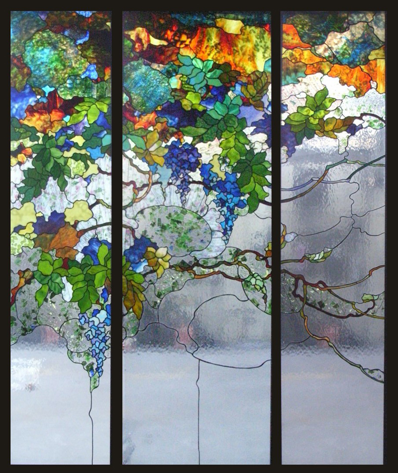 Stained glass windows with the Tiffany technique